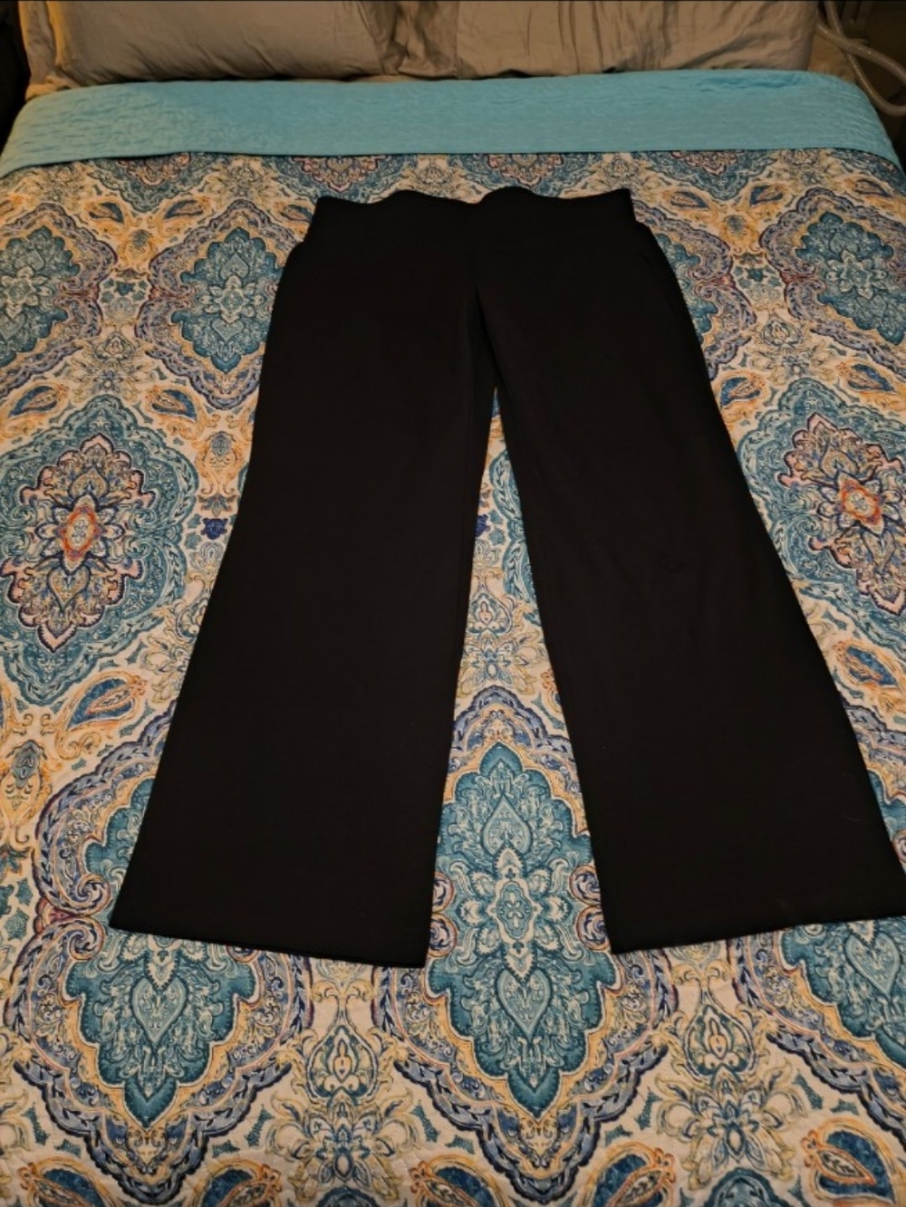 Livi Active Black Wide-Leg Pull-On Pants